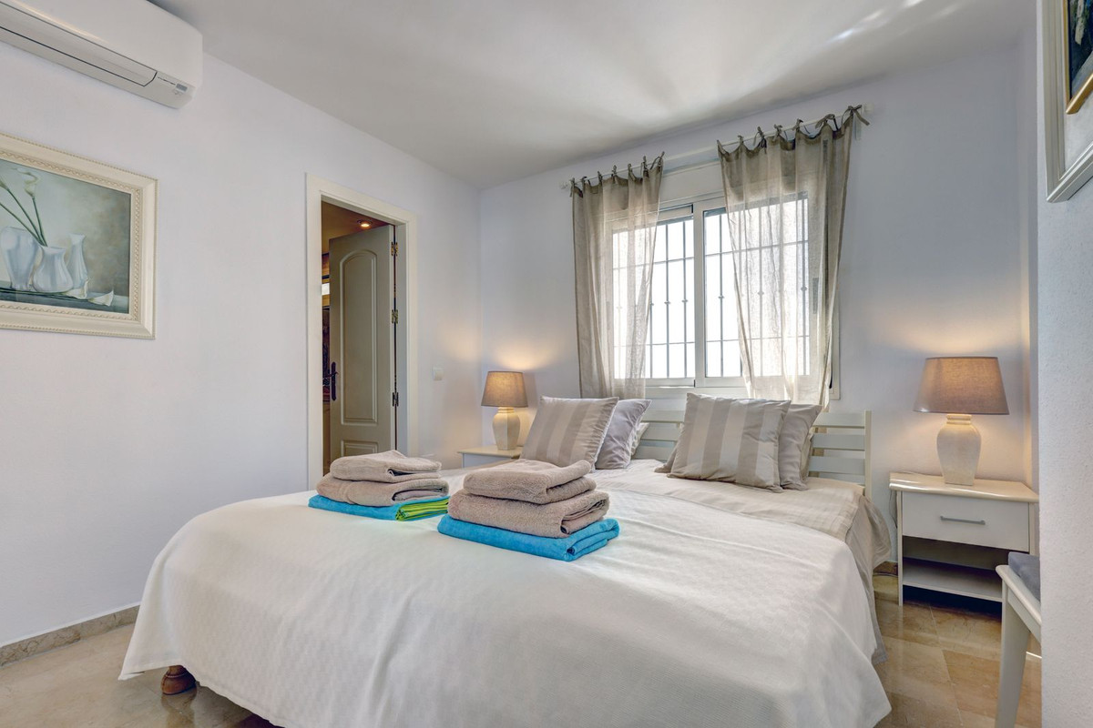 3 Bed Apartment for sale in Torrequebrada Costa Del Sol, Málaga, Spain