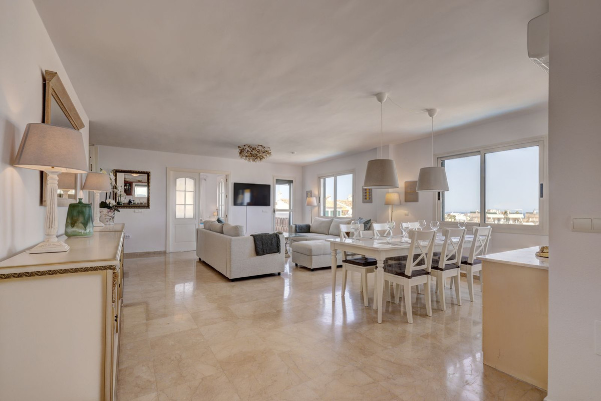 3 Bed Apartment for sale in Torrequebrada Costa Del Sol, Málaga, Spain