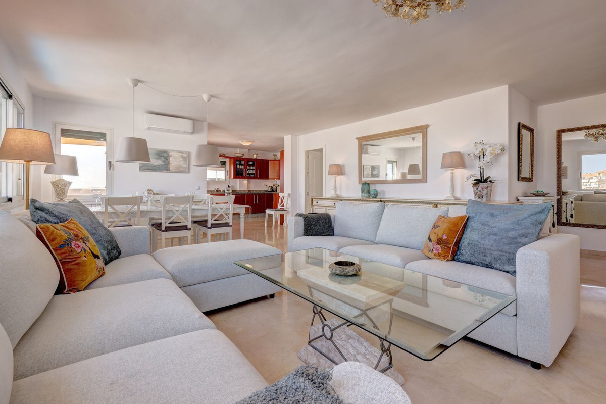 3 Bed Apartment for sale in Torrequebrada Costa Del Sol, Málaga, Spain