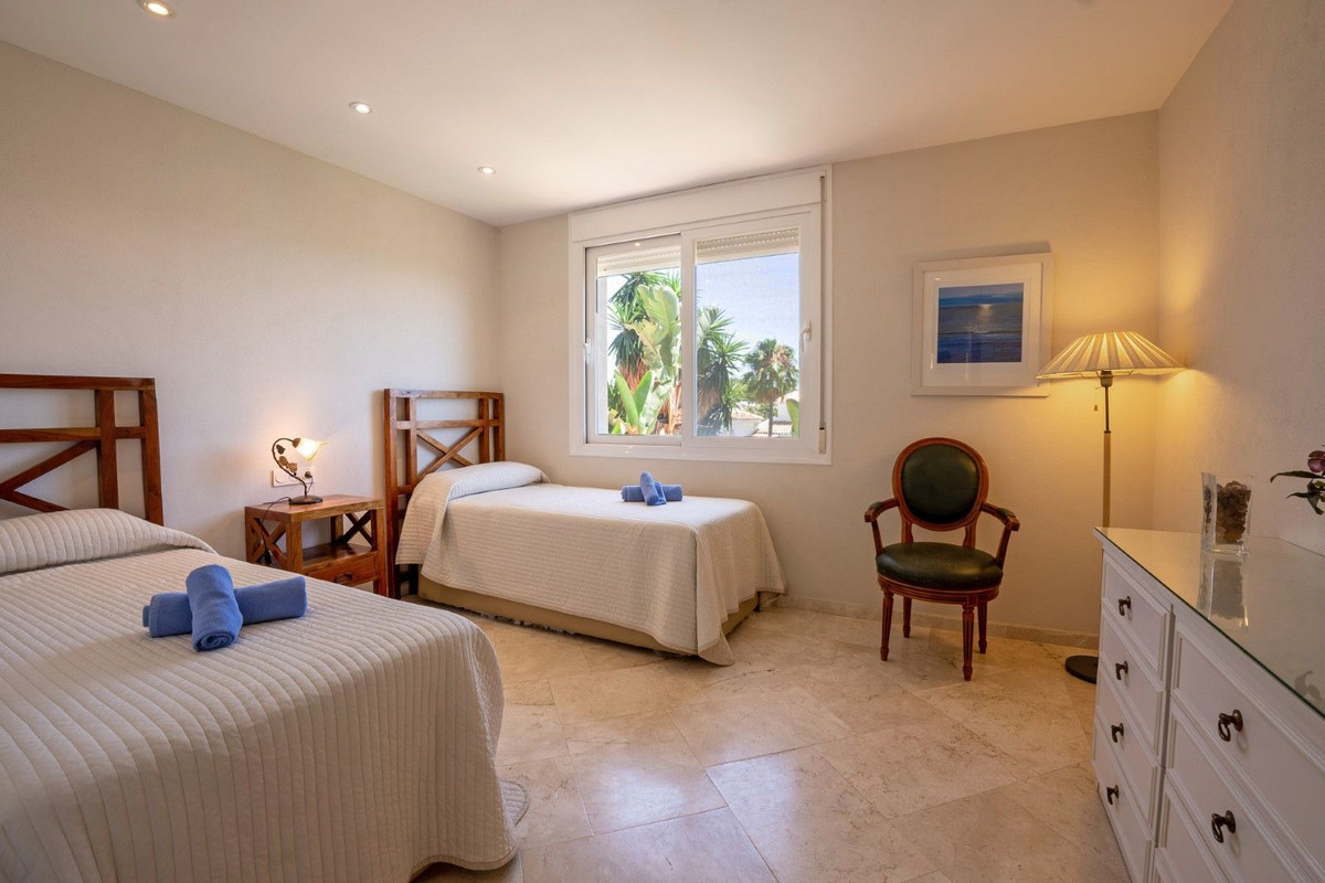 6 Bed Townhouse for sale in Riviera Del Sol Costa Del Sol, Málaga, Spain
