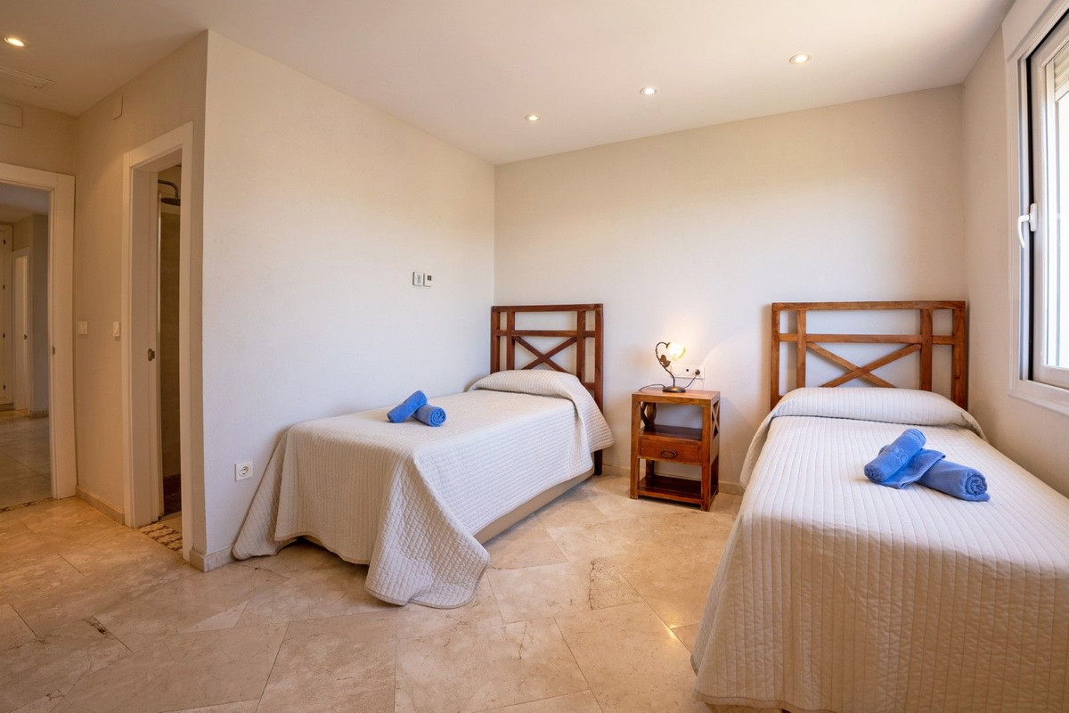 6 Bed Townhouse for sale in Riviera Del Sol Costa Del Sol, Málaga, Spain