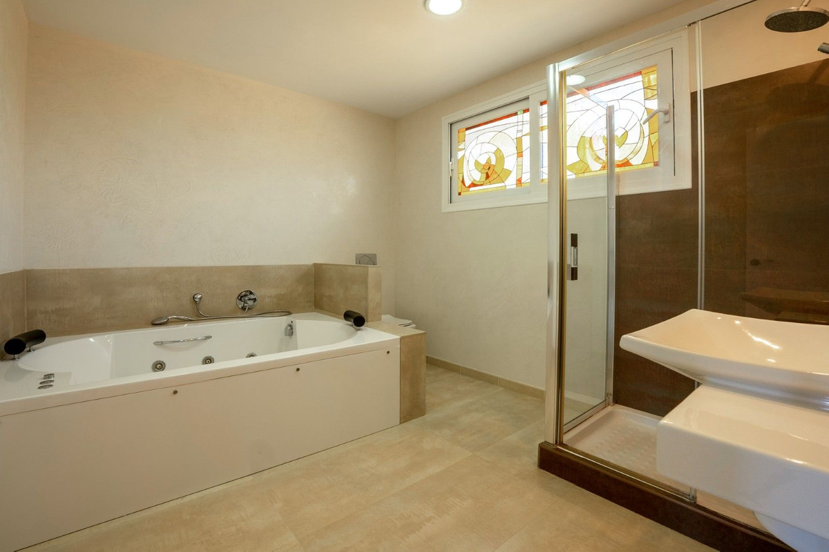 6 Bed Townhouse for sale in Riviera Del Sol Costa Del Sol, Málaga, Spain