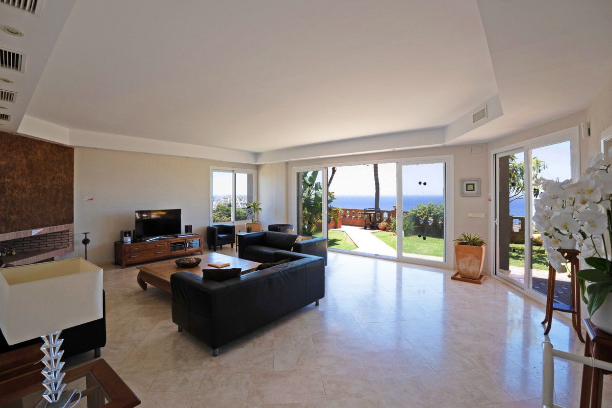 6 Bed Townhouse for sale in Riviera Del Sol Costa Del Sol, Málaga, Spain
