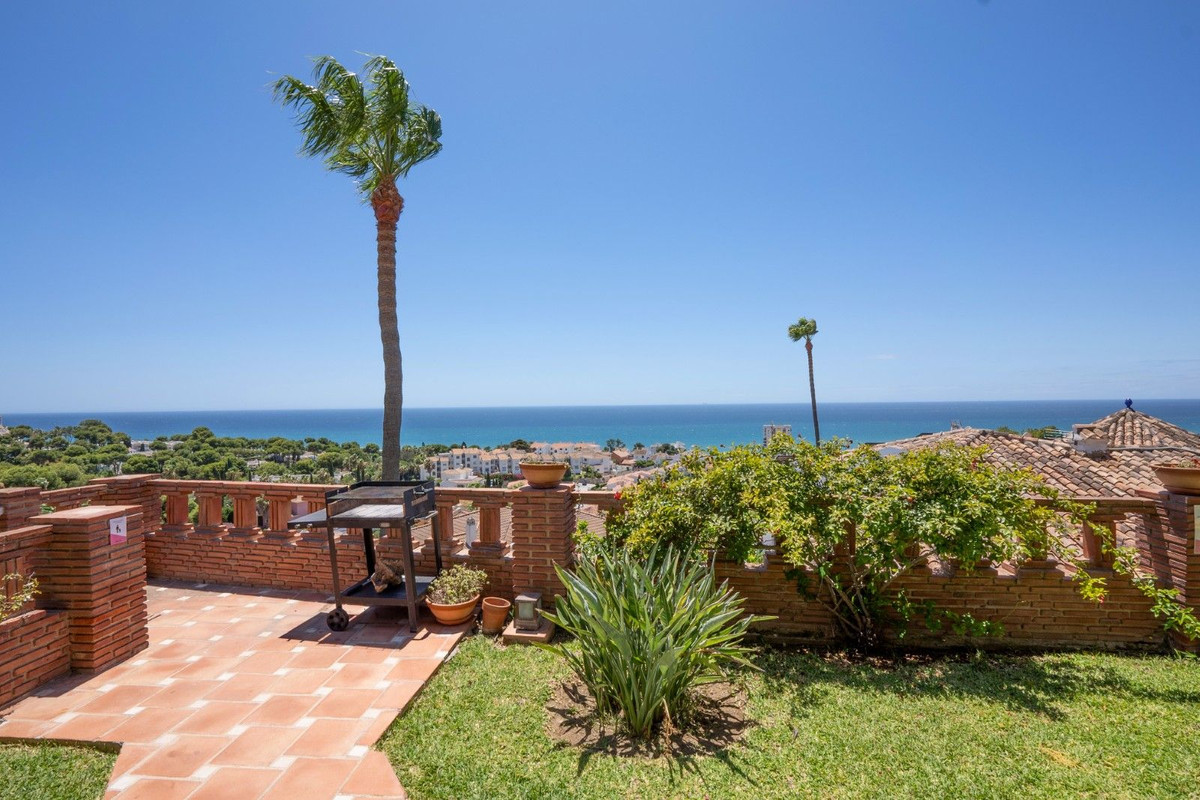 6 Bed Townhouse for sale in Riviera Del Sol Costa Del Sol, Málaga, Spain