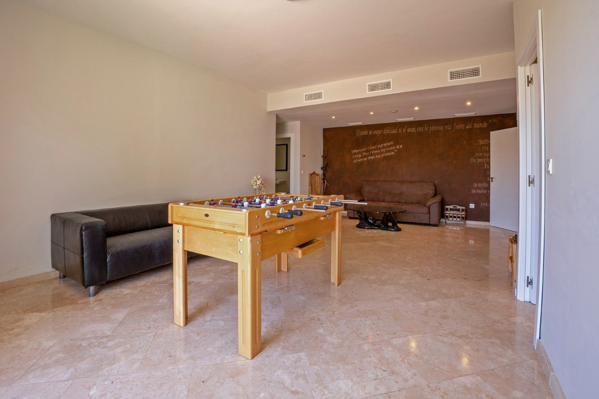 6 Bed Townhouse for sale in Riviera Del Sol Costa Del Sol, Málaga, Spain