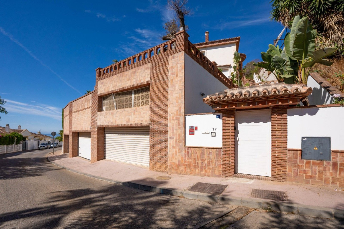 6 Bed Townhouse for sale in Riviera Del Sol Costa Del Sol, Málaga, Spain