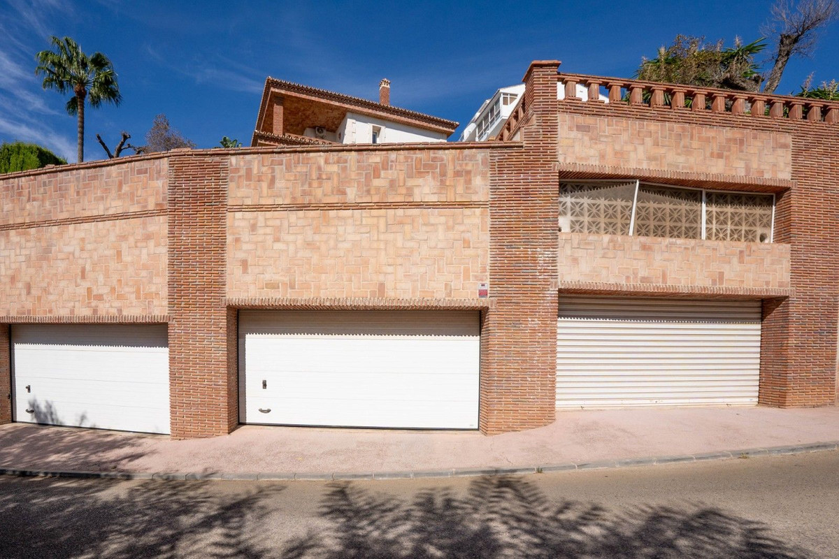 6 Bed Townhouse for sale in Riviera Del Sol Costa Del Sol, Málaga, Spain