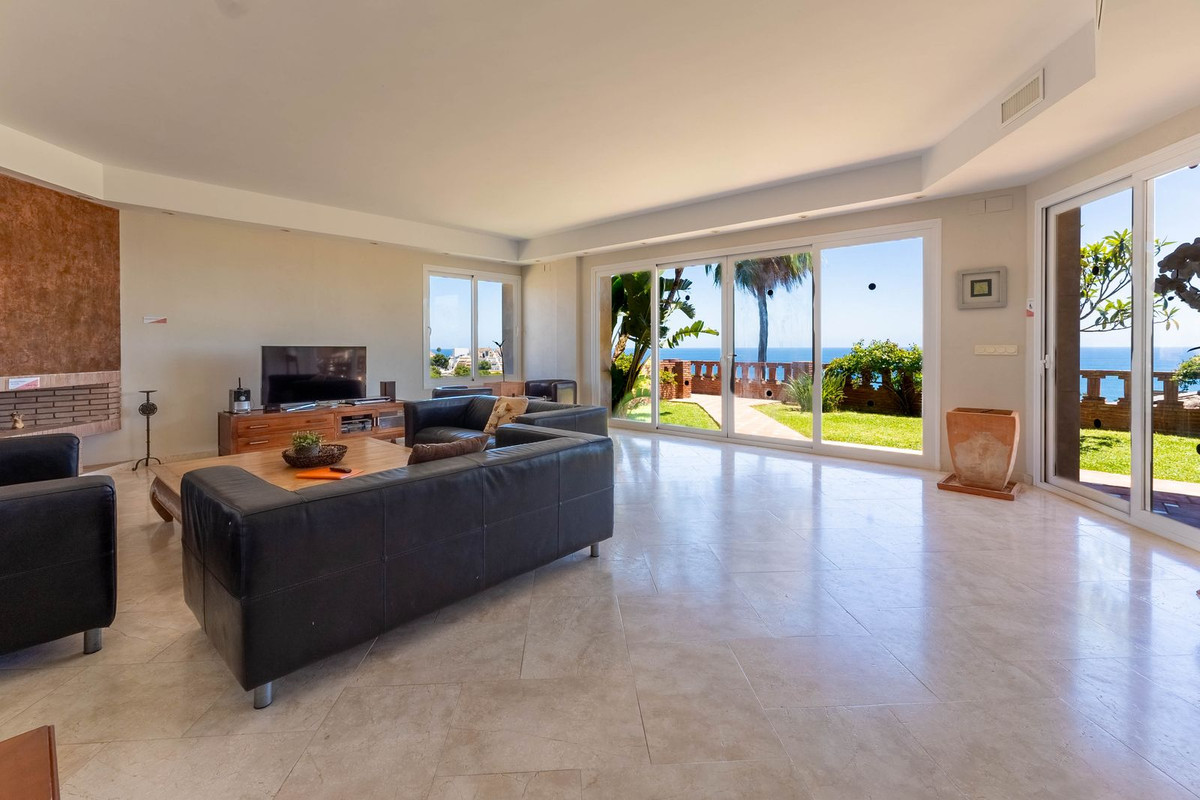 6 Bed Townhouse for sale in Riviera Del Sol Costa Del Sol, Málaga, Spain