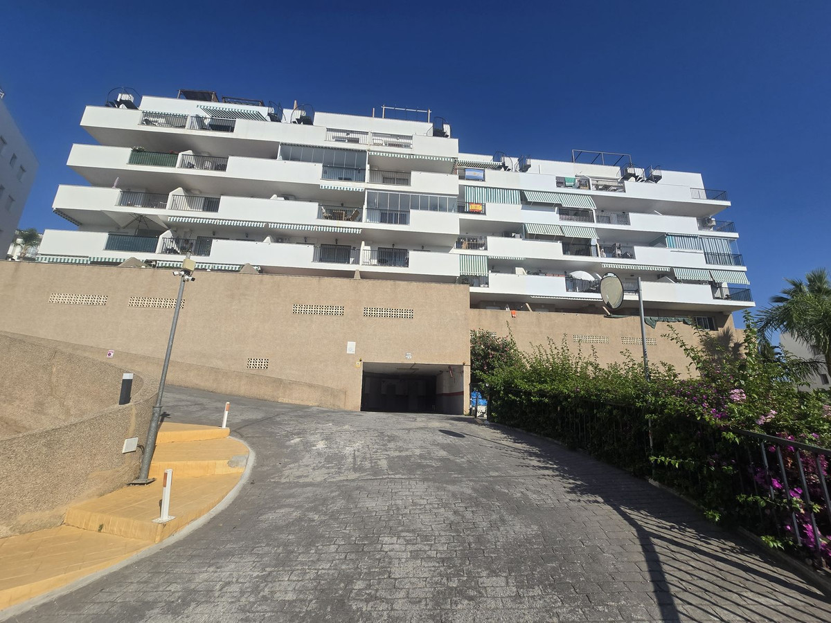 2 Bed Apartment for sale in Riviera Del Sol Costa Del Sol, Málaga, Spain