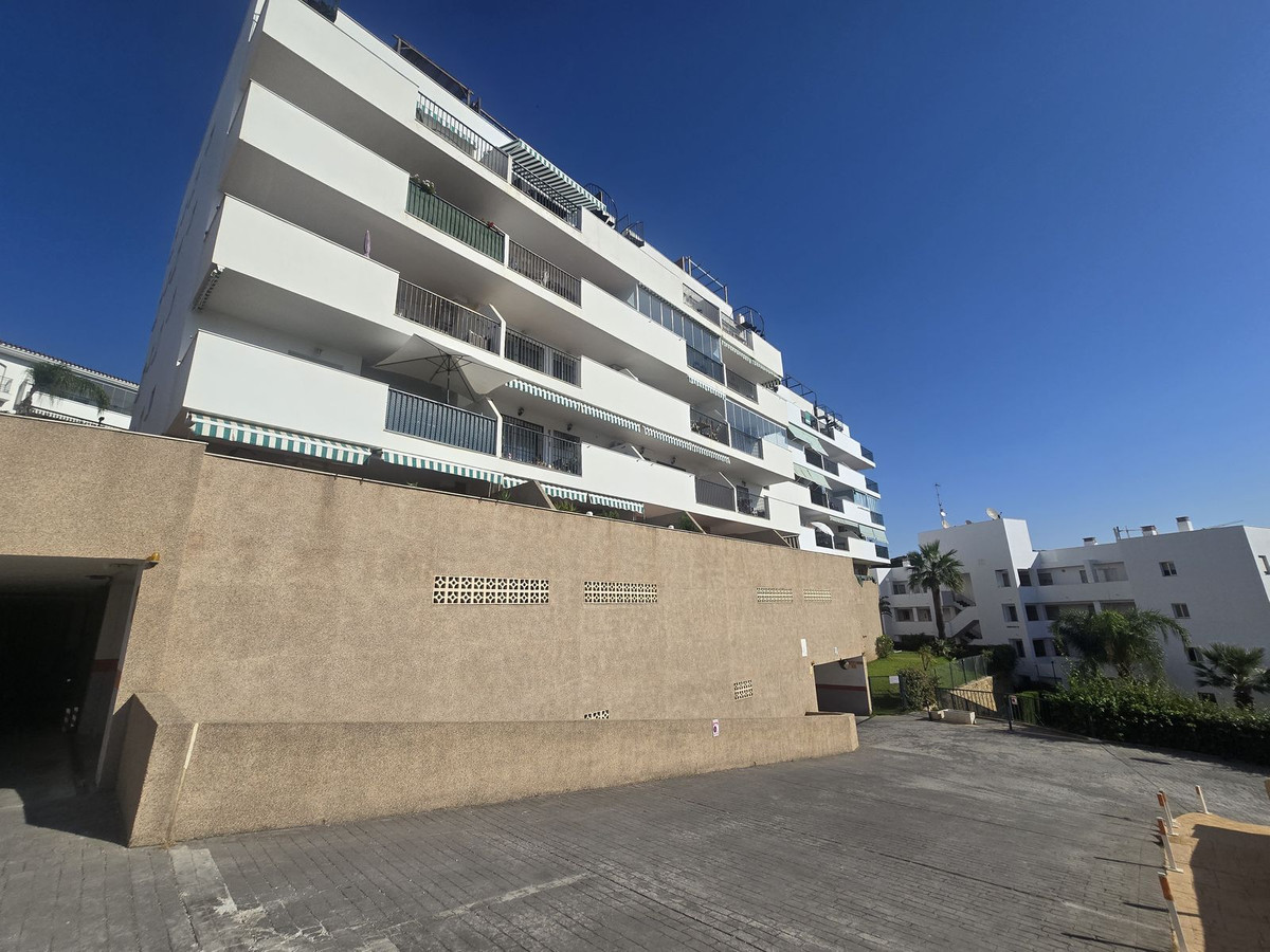 2 Bed Apartment for sale in Riviera Del Sol Costa Del Sol, Málaga, Spain