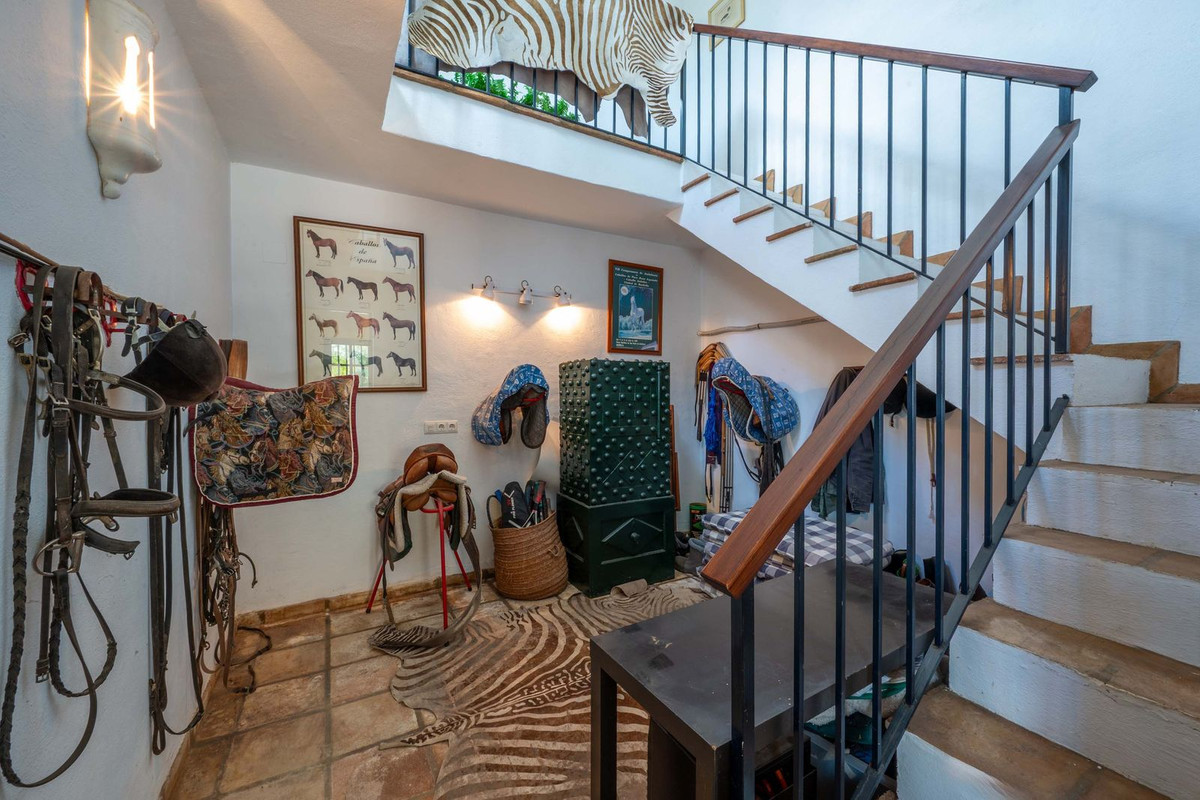 Se vende Finca - Cortijo de 6 dormitorios en Costa Del Sol, Málaga, España