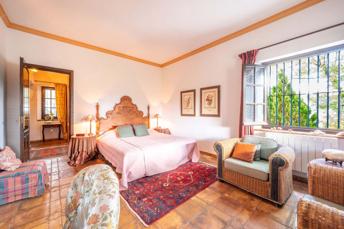 Se vende Finca - Cortijo de 6 dormitorios en Costa Del Sol, Málaga, España