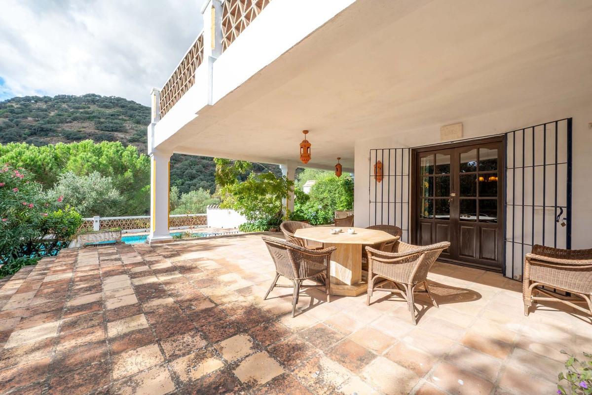 Se vende Finca - Cortijo de 6 dormitorios en Costa Del Sol, Málaga, España