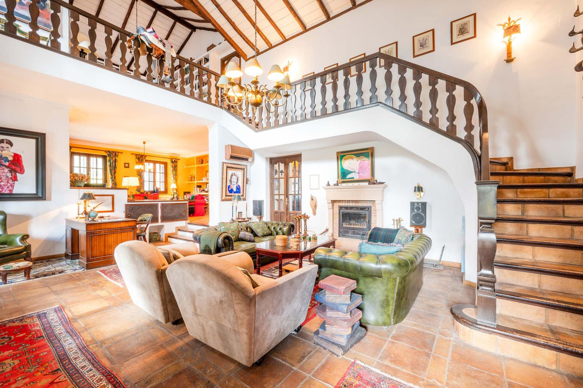 Se vende Finca - Cortijo de 6 dormitorios en Costa Del Sol, Málaga, España