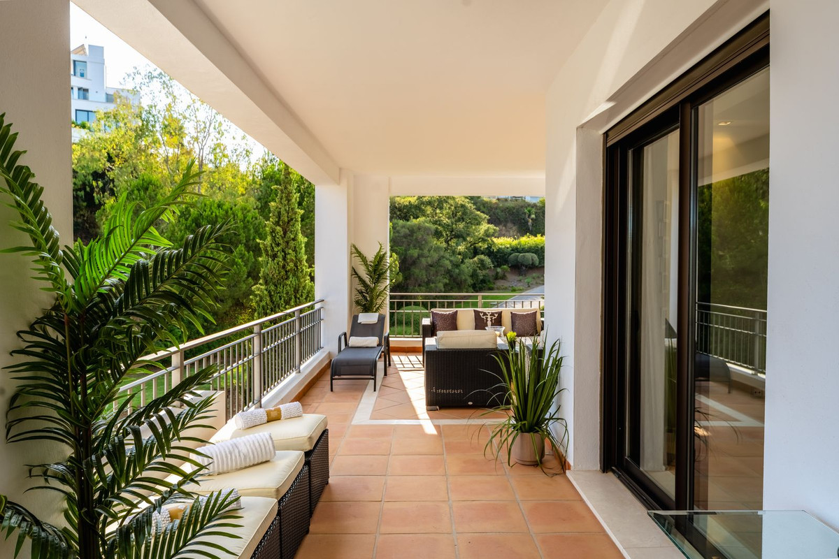 Se vende Apartamento Planta Media de 3 dormitorios en Costa Del Sol, Málaga, España