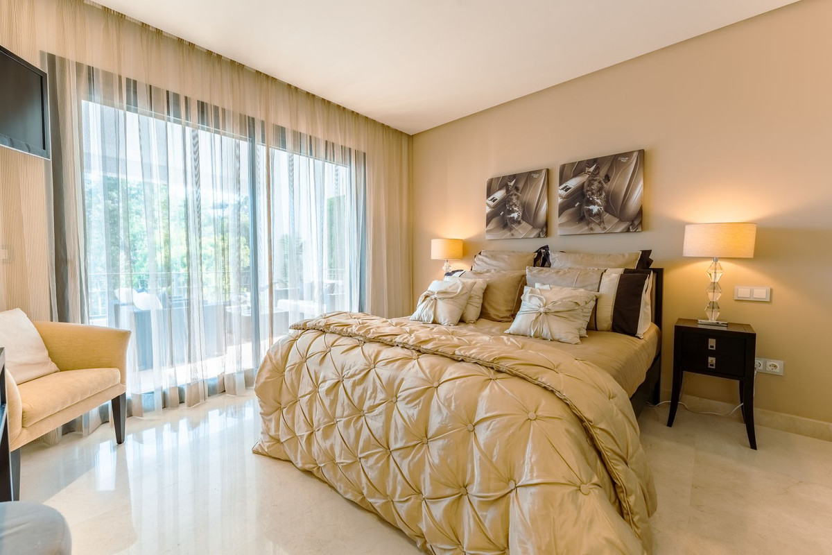 Se vende Apartamento Planta Media de 3 dormitorios en Costa Del Sol, Málaga, España