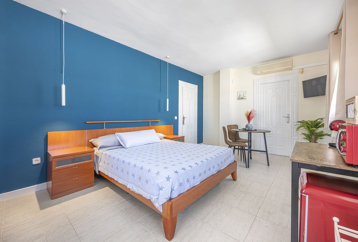 5 Bed Townhouse for sale in Mijas Costa Del Sol, Málaga, Spain