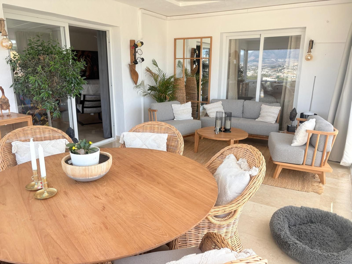5 Bed Townhouse for sale in Cerros Del Aguila Costa Del Sol, Málaga, Spain