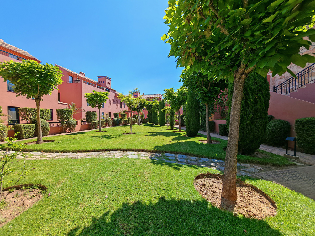 4 Bed Apartment for sale in Mijas Costa Costa Del Sol, Málaga, Spain