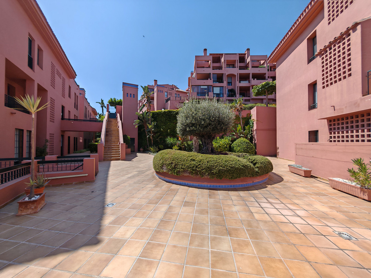 4 Bed Apartment for sale in Mijas Costa Costa Del Sol, Málaga, Spain
