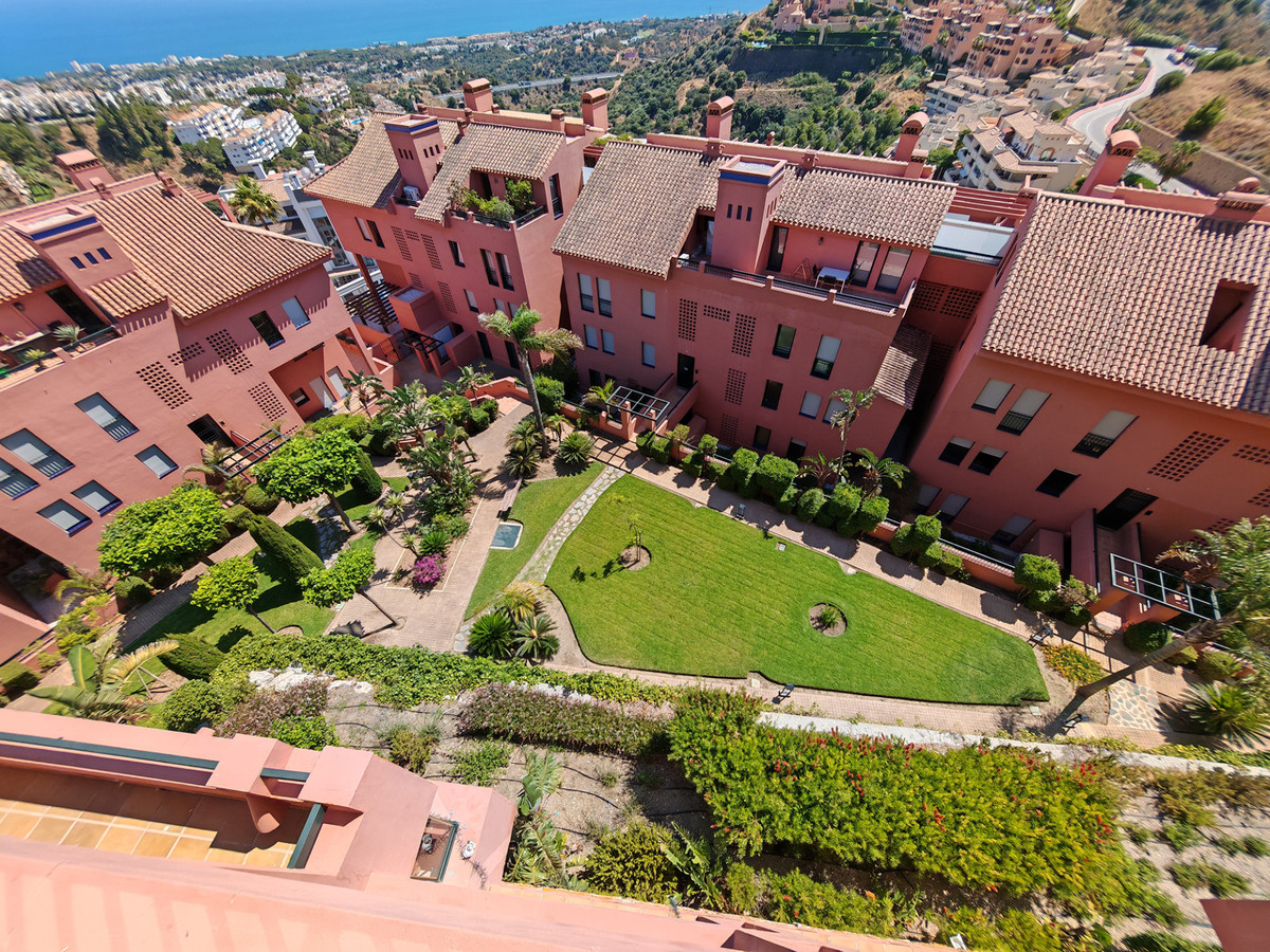 4 Bed Apartment for sale in Mijas Costa Costa Del Sol, Málaga, Spain