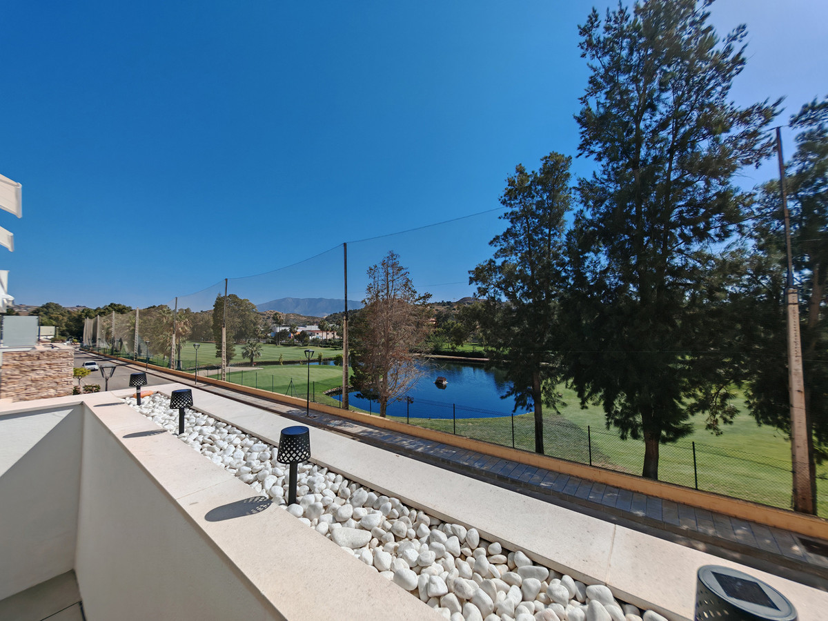 3 Bed Apartment for sale in La Cala De Mijas Costa Del Sol, Málaga, Spain
