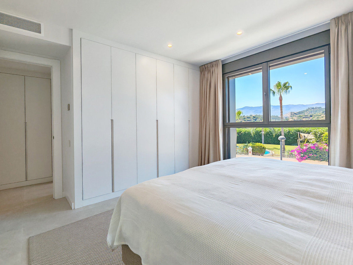 3 Bed Apartment for sale in Selwo Costa Del Sol, Málaga, Spain