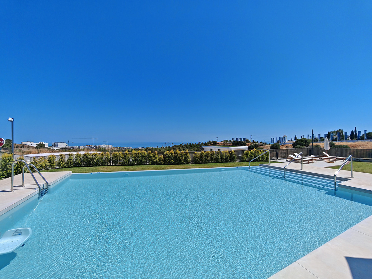 3 Bed Apartment for sale in Selwo Costa Del Sol, Málaga, Spain