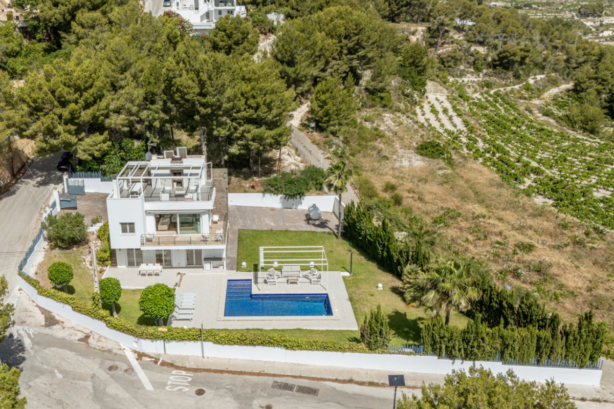 3 Bed Townhouse for sale in Moraira Costa Blanca, Alicante, Spain