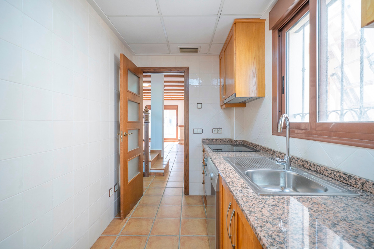 3 Bed Townhouse for sale in Algorfa Costa Blanca, Alicante, Spain