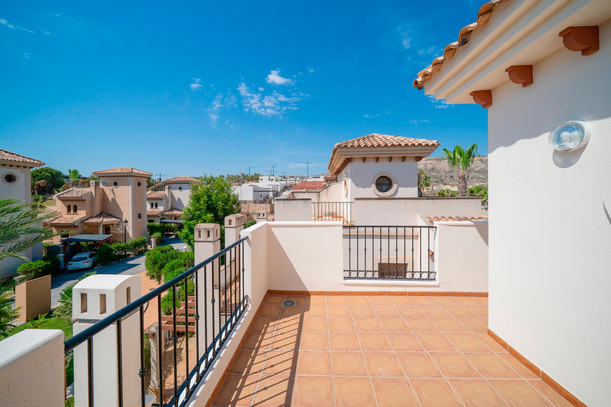 3 Bed Townhouse for sale in Algorfa Costa Blanca, Alicante, Spain