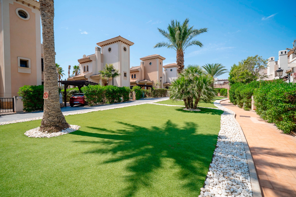 3 Bed Townhouse for sale in Algorfa Costa Blanca, Alicante, Spain