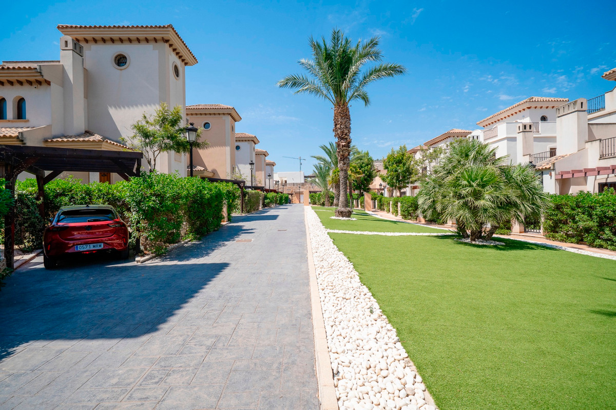 3 Bed Townhouse for sale in Algorfa Costa Blanca, Alicante, Spain