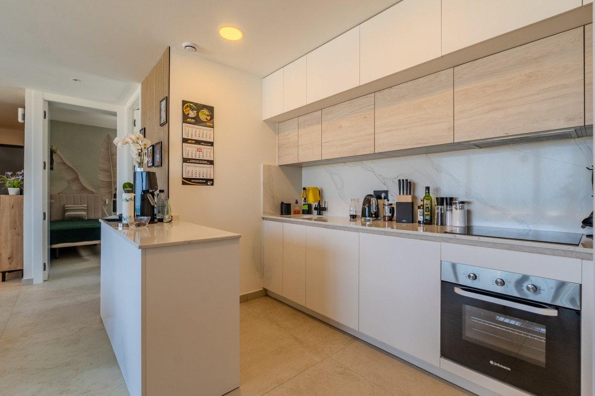 3 Bed Apartment for sale in Guardamar Del Segura Costa Blanca, Alicante, Spain