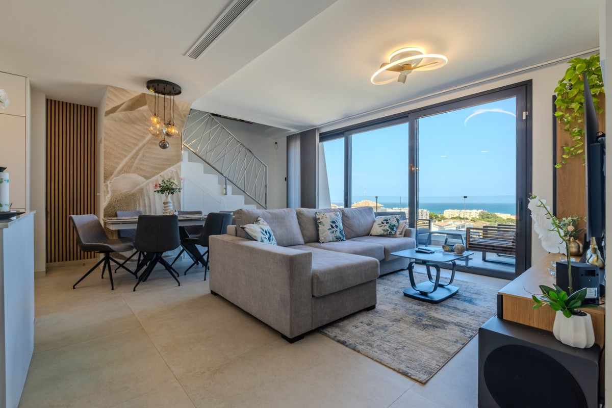 3 Bed Apartment for sale in Guardamar Del Segura Costa Blanca, Alicante, Spain