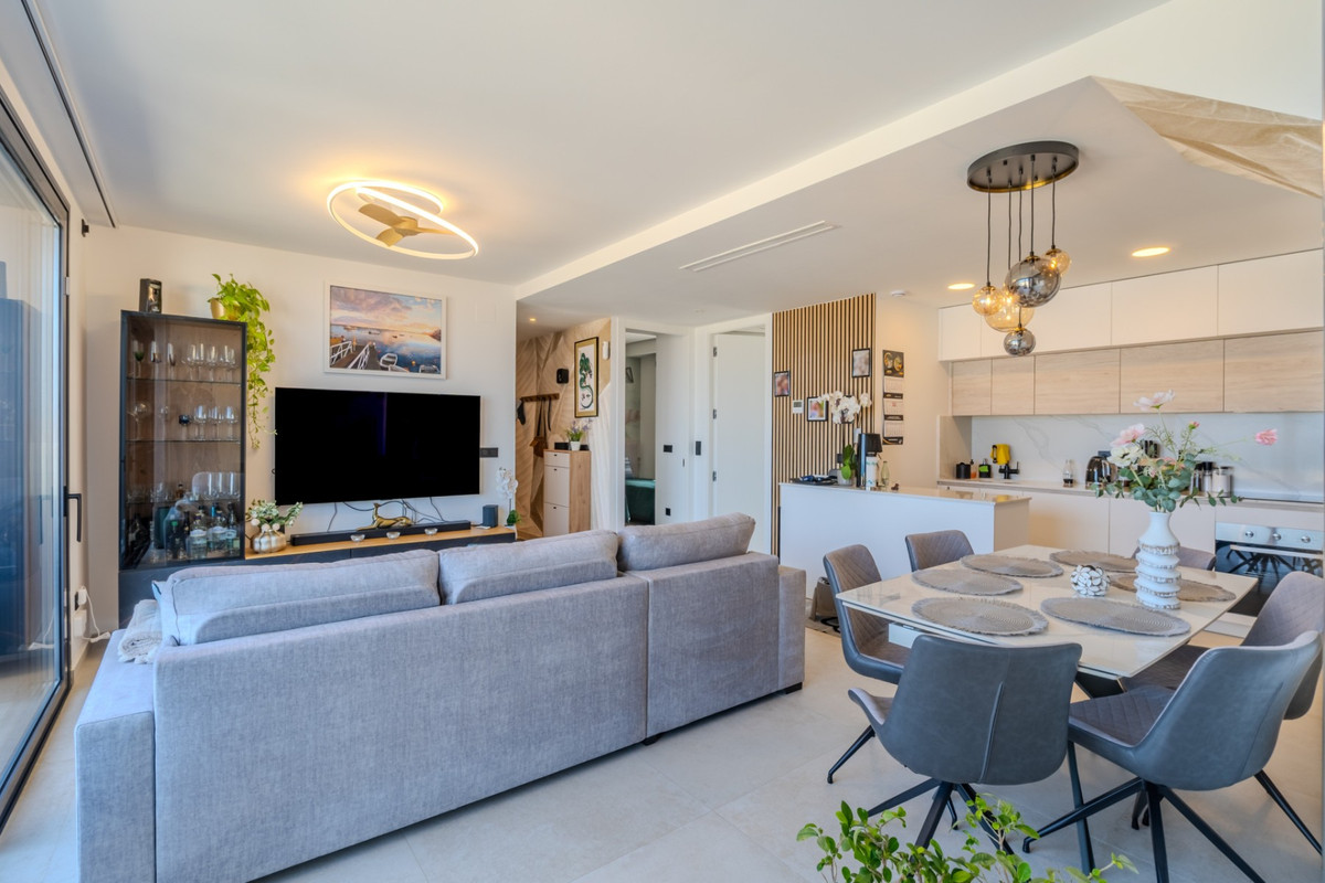 3 Bed Apartment for sale in Guardamar Del Segura Costa Blanca, Alicante, Spain