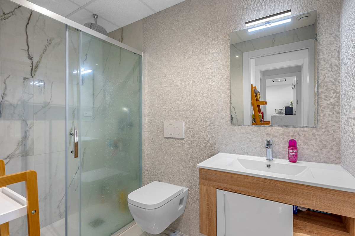 2 Bed Apartment for sale in Playa Flamenca Costa Blanca, Alicante, Spain