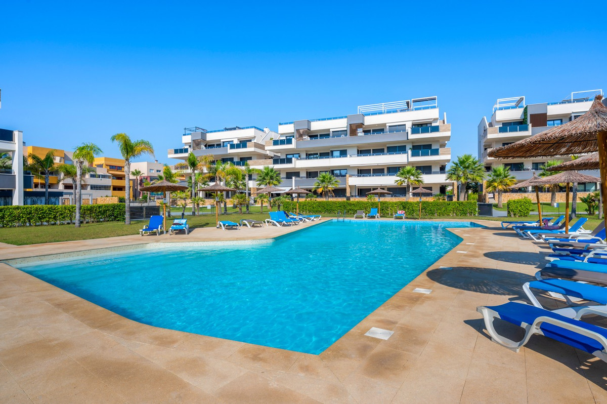 2 Bed Apartment for sale in Playa Flamenca Costa Blanca, Alicante, Spain