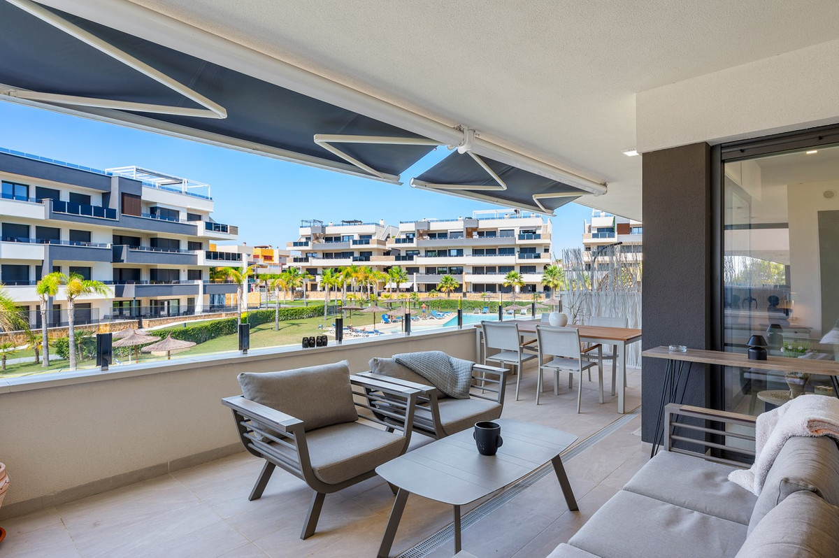 2 Bed Apartment for sale in Playa Flamenca Costa Blanca, Alicante, Spain