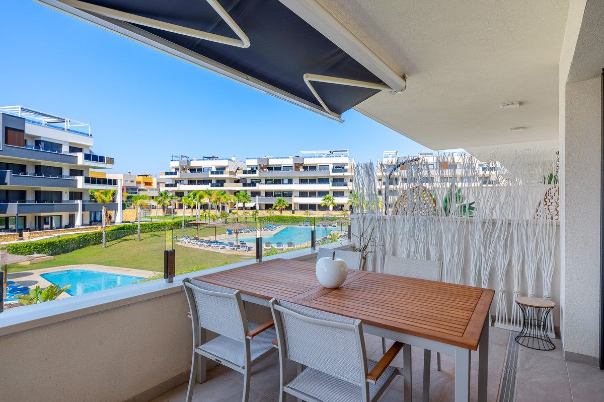 2 Bed Apartment for sale in Playa Flamenca Costa Blanca, Alicante, Spain