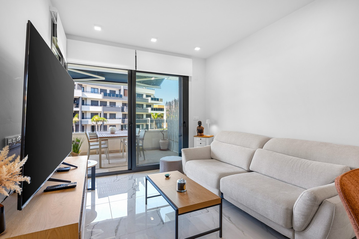 2 Bed Apartment for sale in Playa Flamenca Costa Blanca, Alicante, Spain