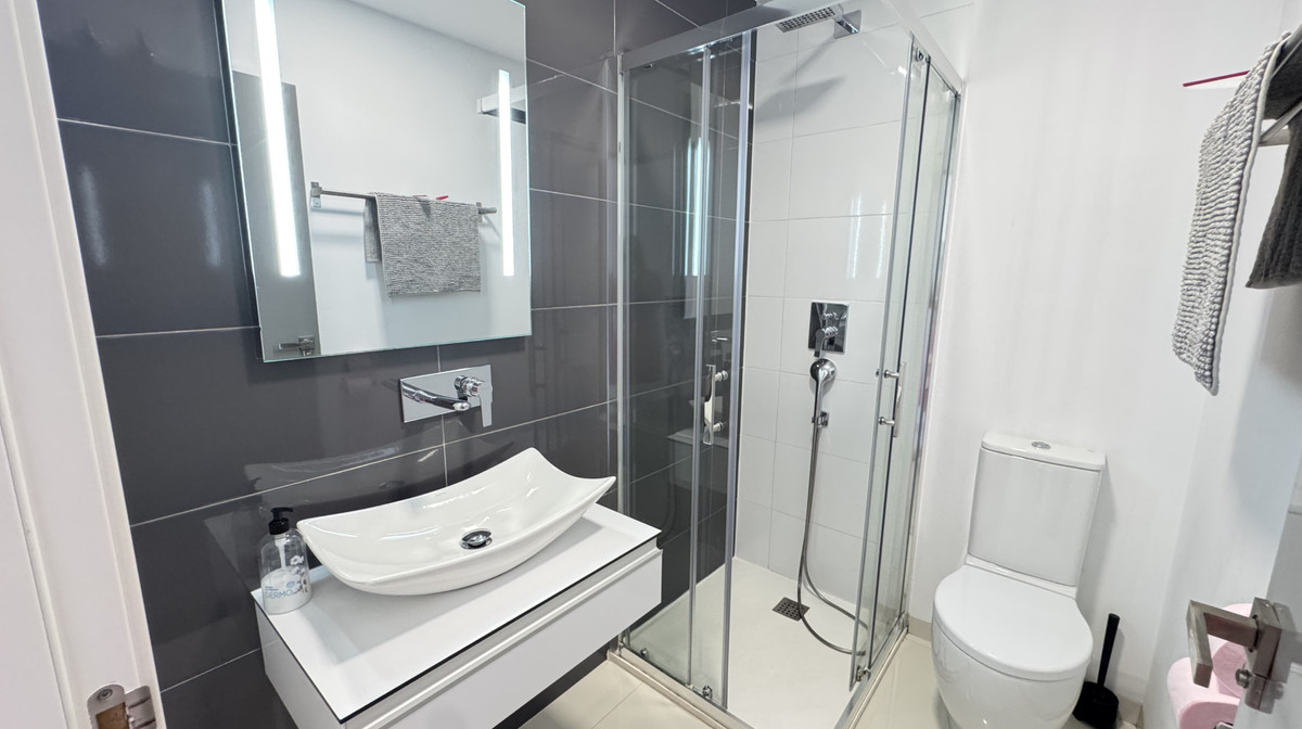 2 Bed Apartment for sale in Pilar De La Horadada Costa Blanca, Alicante, Spain
