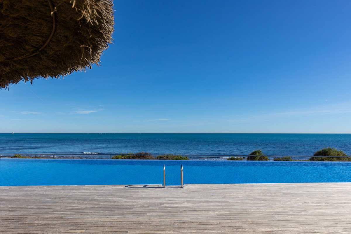 2 Bed Apartment for sale in Punta Prima Costa Blanca, Alicante, Spain