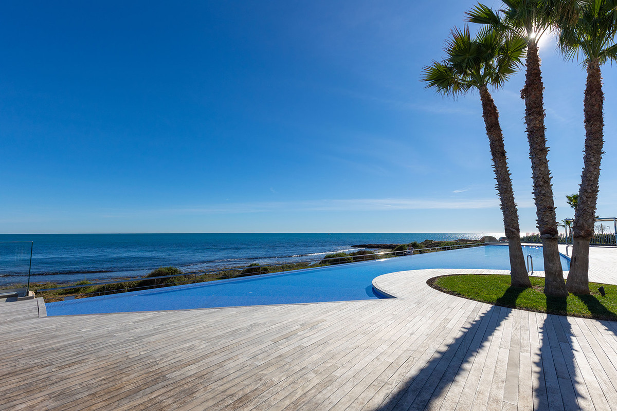 2 Bed Apartment for sale in Punta Prima Costa Blanca, Alicante, Spain