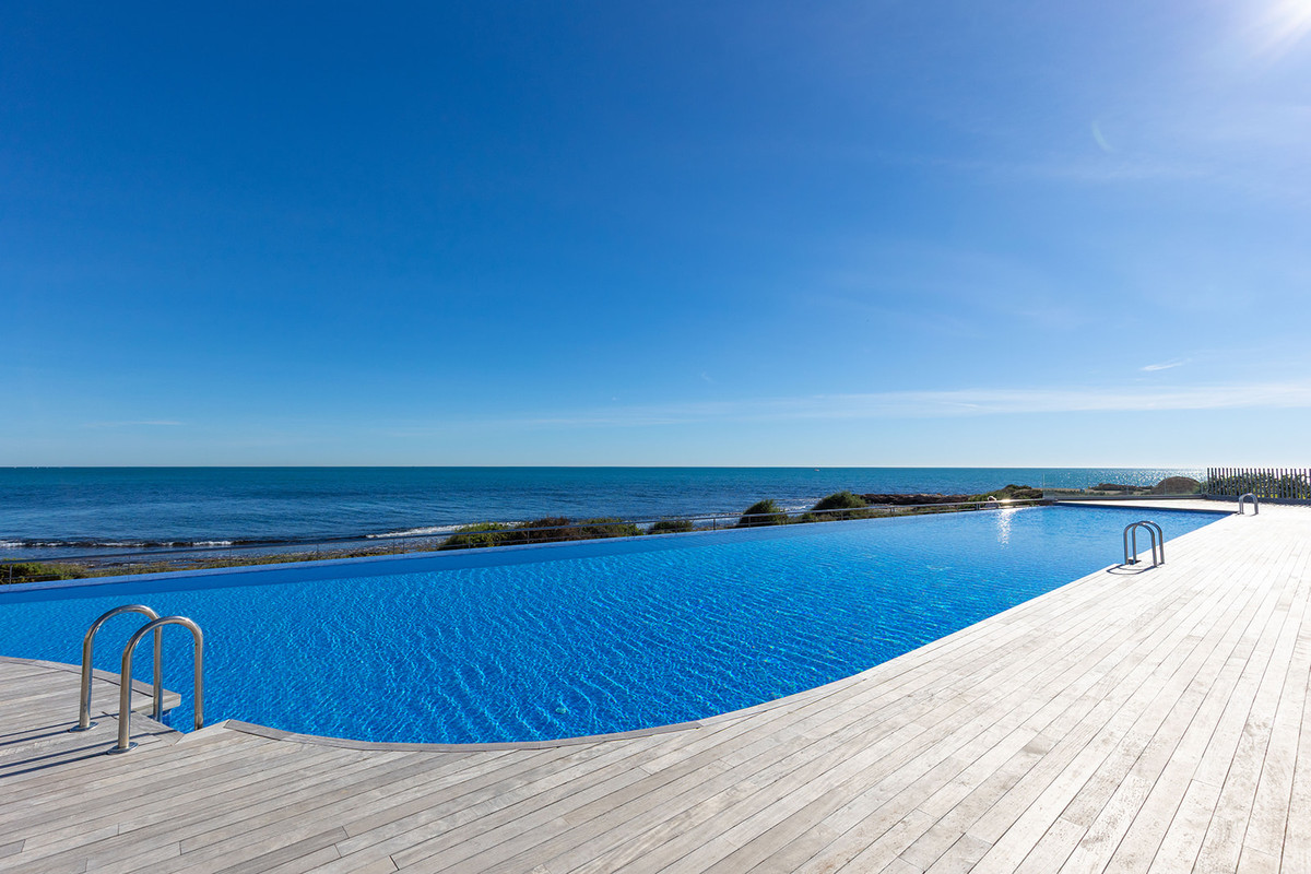 2 Bed Apartment for sale in Punta Prima Costa Blanca, Alicante, Spain