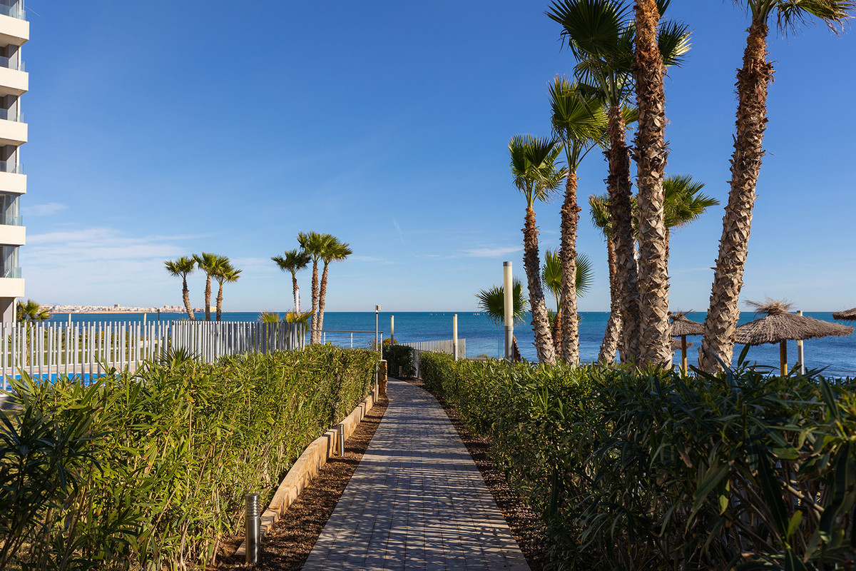 2 Bed Apartment for sale in Punta Prima Costa Blanca, Alicante, Spain