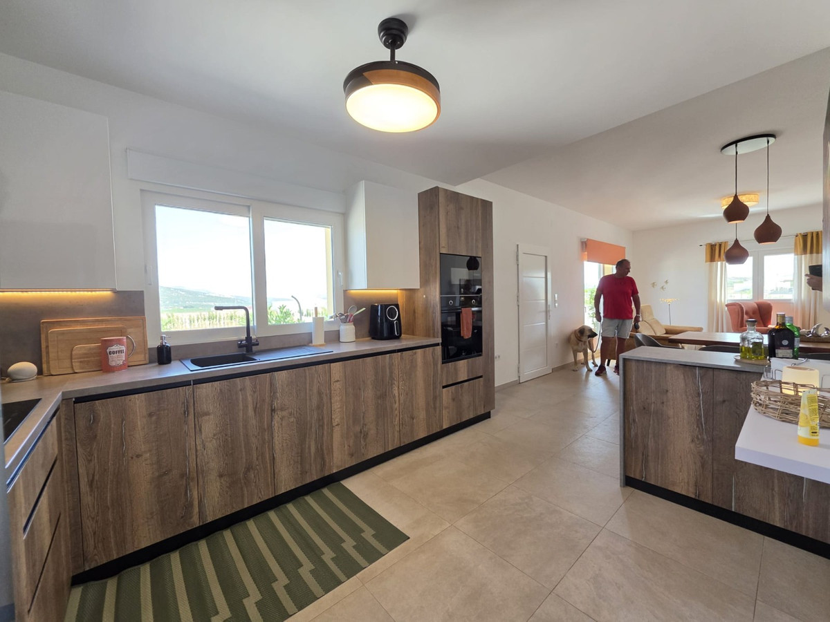 3 Bed Townhouse for sale in Pinoso Costa Blanca, Alicante, Spain