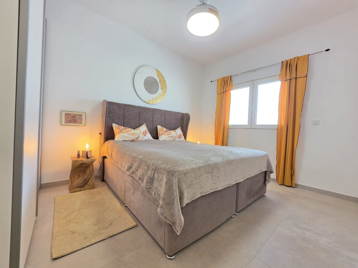 3 Bed Townhouse for sale in Pinoso Costa Blanca, Alicante, Spain