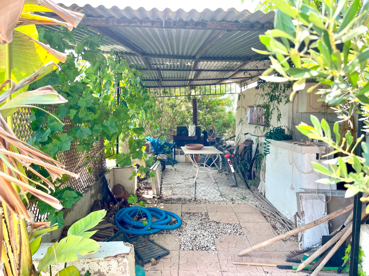 Se vende Villa - Chalet de 4 dormitorios en Costa Blanca, Alicante, España