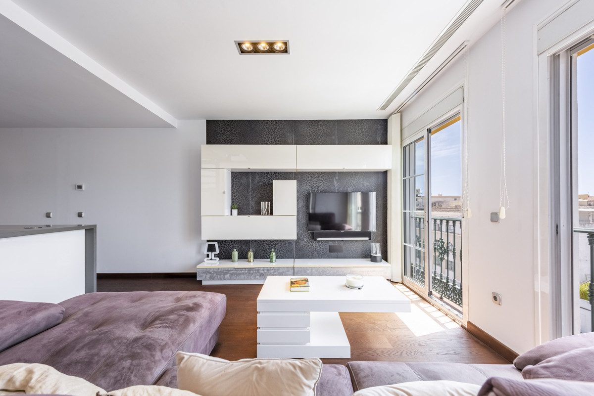 3 Bed Apartment for sale in San Pedro De Alcántara Costa Del Sol, Málaga, Spain